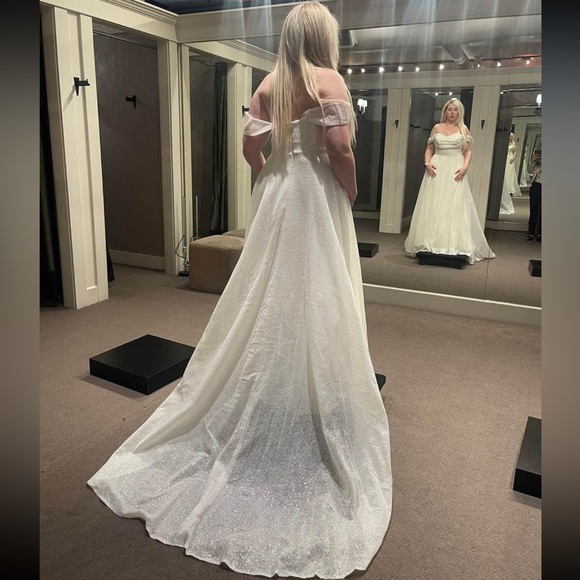 NWT Madi Lane Wedding Dress - Durie - Picture 9 of 10